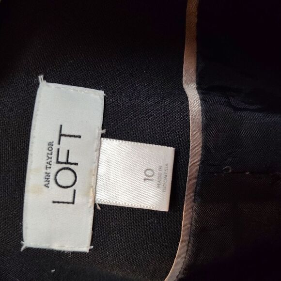 Black Blazer with Zipper Detail - Picture 2 of 9